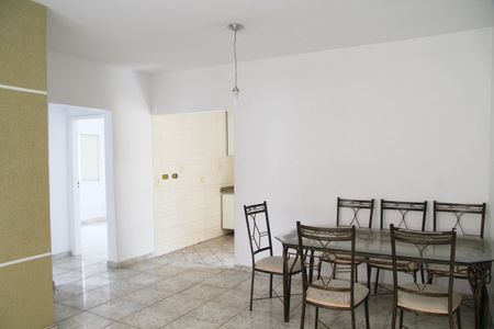 Apartamento para alugar com 67m², 2 quartos e 1 vagaSala 