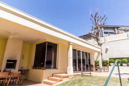 Casa de condomínio à venda com 414m², 4 quartos e 4 vagasVista da Sala