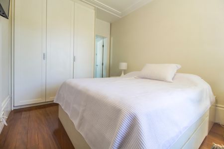 Casa de condomínio à venda com 414m², 4 quartos e 4 vagasQuarto 3