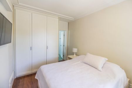 Casa de condomínio à venda com 414m², 4 quartos e 4 vagasQuarto 3