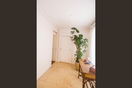 Casa de condomínio à venda com 414m², 4 quartos e 4 vagasEntrada