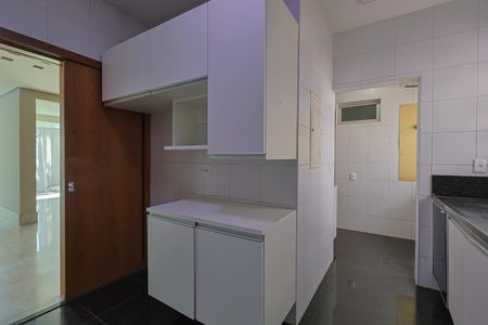 Apartamento à venda com 136m², 3 quartos e 3 vagasCozinha