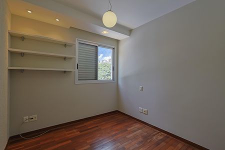 Apartamento à venda com 136m², 3 quartos e 3 vagasQuarto 2