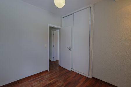 Apartamento à venda com 136m², 3 quartos e 3 vagasQuarto 2