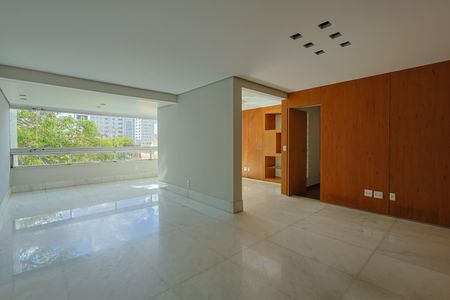 Sala de apartamento à venda com 3 quartos, 136m² em Santo Agostinho, Belo Horizonte