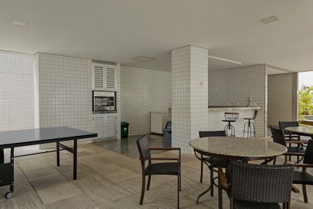 Apartamento à venda com 136m², 3 quartos e 3 vagasÁrea comum - Churrasqueira