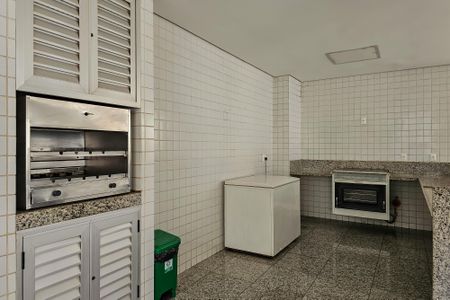 Apartamento à venda com 136m², 3 quartos e 3 vagasÁrea comum - Churrasqueira