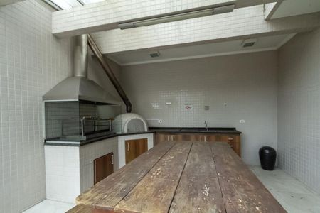 Apartamento para alugar com 105m², 2 quartos e 2 vagas Apartamento para alugar com 105m², 2 quartos e 2 vagasÁrea Comum