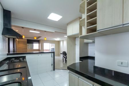 Apartamento para alugar com 105m², 2 quartos e 2 vagas Apartamento para alugar com 105m², 2 quartos e 2 vagasCozinha