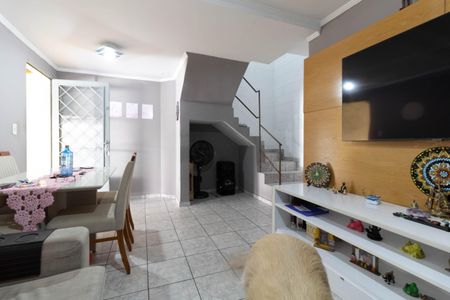 Casa para alugar com 200m², 2 quartos e 3 vagasSala