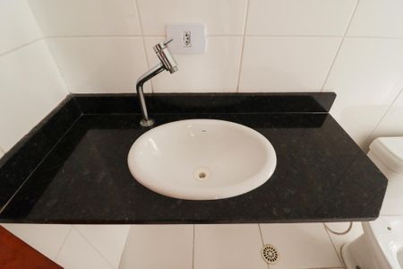 Casa de condomínio à venda com 254m², 3 quartos e 1 vagaBanheiro da Suíte