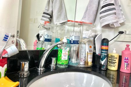 Apartamento à venda com 106m², 3 quartos e 2 vagas Apartamento à venda com 106m², 3 quartos e 2 vagasBanheiro da Suíte 2