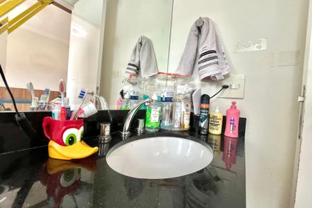 Apartamento à venda com 106m², 3 quartos e 2 vagas Apartamento à venda com 106m², 3 quartos e 2 vagasBanheiro da Suíte 2