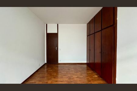 Apartamento à venda com 180m², 4 quartos e 2 vagasQuarto 1