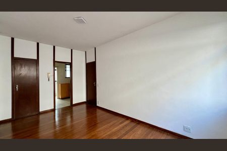 Apartamento à venda com 180m², 4 quartos e 2 vagasSala