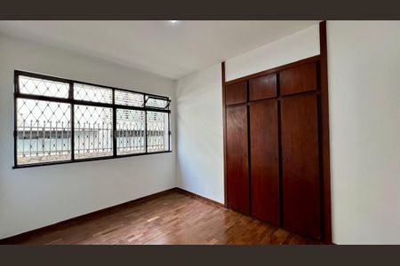Apartamento à venda com 180m², 4 quartos e 2 vagasQuarto 2
