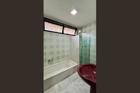 Apartamento à venda com 180m², 4 quartos e 2 vagasBanheiro 1