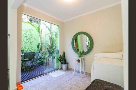 Casa para alugar com 170m², 3 quartos e 2 vagasÁrea comum - Lavanderia