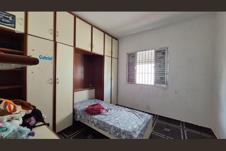 Casa à venda com 250m², 4 quartos e 2 vagasQuarto