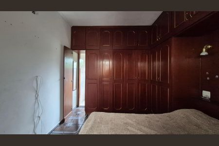 Casa à venda com 250m², 4 quartos e 2 vagasSala