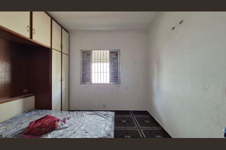 Casa à venda com 250m², 4 quartos e 2 vagasQuarto