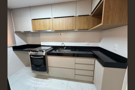Apartamento à venda com 69m², 2 quartos e 2 vagas Apartamento à venda com 69m², 2 quartos e 2 vagasCozinha