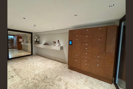 Apartamento à venda com 69m², 2 quartos e 2 vagas Apartamento à venda com 69m², 2 quartos e 2 vagasCorredor