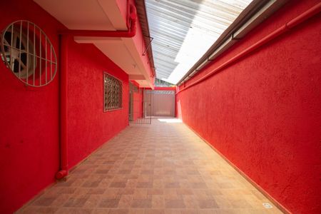 Casa para alugar com 395m², 5 quartos e 8 vagasQuintal