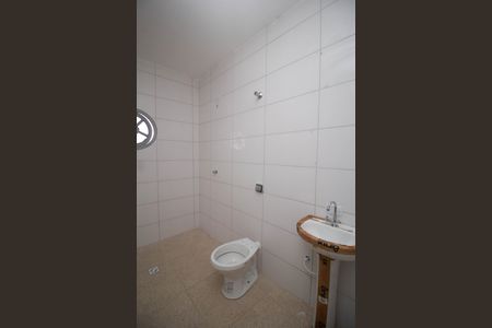 Casa para alugar com 395m², 5 quartos e 8 vagasCasa 2 - Banheiro