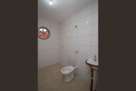 Casa para alugar com 395m², 5 quartos e 8 vagasBanheiro 2