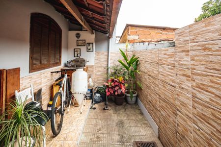 Casa de Condomínio para alugar com 2 quartos, 56m² em Jardim Leblon, Belo Horizonte