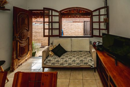 Casa de Condomínio para alugar com 2 quartos, 56m² em Jardim Leblon, Belo Horizonte