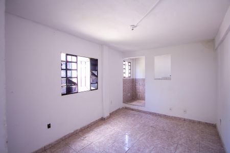 Quarto de casa para alugar com 1 quarto, 64m² em Alcantara, São Gonçalo
