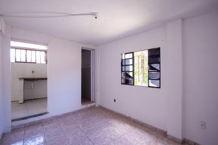 Quarto de casa para alugar com 1 quarto, 64m² em Alcantara, São Gonçalo