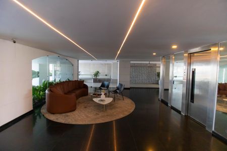 Apartamento à venda com 172m², 4 quartos e 1 vaga Apartamento à venda com 172m², 4 quartos e 1 vagaPortaria