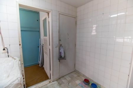 Apartamento à venda com 172m², 4 quartos e 1 vaga Apartamento à venda com 172m², 4 quartos e 1 vagaÁrea de Serviço