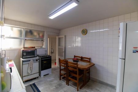 Apartamento à venda com 172m², 4 quartos e 1 vaga Apartamento à venda com 172m², 4 quartos e 1 vagaCozinha