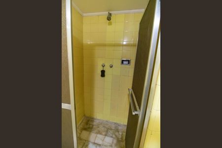 Apartamento à venda com 172m², 4 quartos e 1 vaga Apartamento à venda com 172m², 4 quartos e 1 vagaBanheiro 2