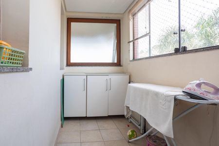 Apartamento à venda com 180m², 3 quartos e 2 vagasLavanderia