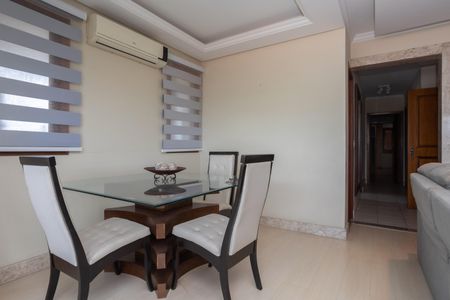 Apartamento à venda com 180m², 3 quartos e 2 vagasSala