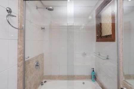 Apartamento à venda com 180m², 3 quartos e 2 vagasBanheiro