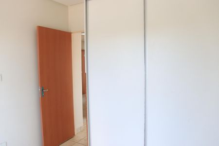 Apartamento para alugar com 52m², 2 quartos e 1 vagaQuarto 02