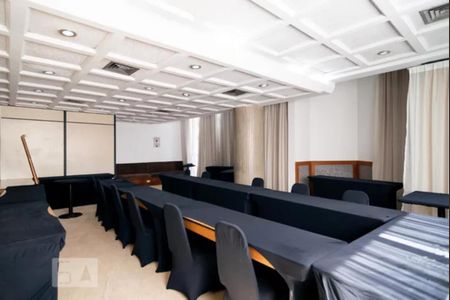 Apartamento para alugar com 50m², 1 quarto e 1 vaga Apartamento para alugar com 50m², 1 quarto e 1 vagaÁrea comum - Sala de reunião