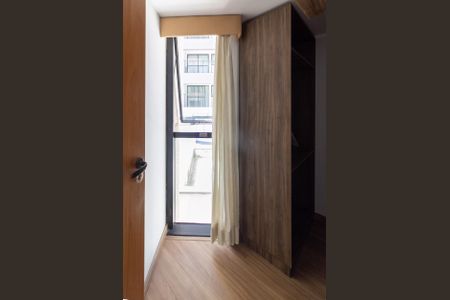 Apartamento para alugar com 50m², 1 quarto e 1 vaga Apartamento para alugar com 50m², 1 quarto e 1 vagaCloset do Quarto