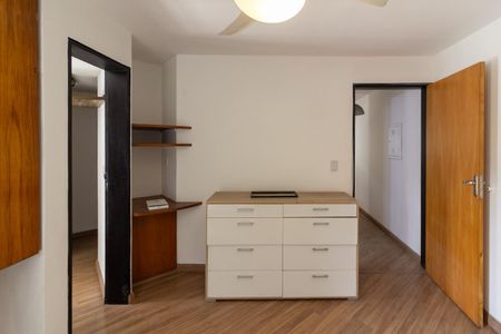 Apartamento para alugar com 50m², 1 quarto e 1 vaga Apartamento para alugar com 50m², 1 quarto e 1 vagaQuarto