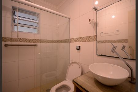 Casa à venda com 100m², 2 quartos e 1 vaga Casa à venda com 100m², 2 quartos e 1 vagaBanheiro