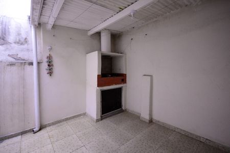 Casa à venda com 100m², 2 quartos e 1 vaga Casa à venda com 100m², 2 quartos e 1 vagaÁrea de Serviço