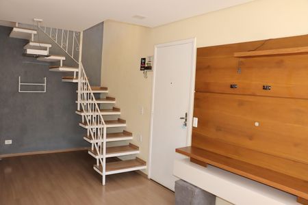 Sala de apartamento para alugar com 3 quartos, 110m² em Jardim Leonor, Cotia