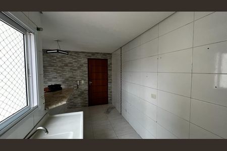 Cozinha  de apartamento para alugar com 2 quartos, 90m² em Vila Alzira, Santo André