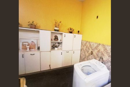 Casa à venda com 246m², 2 quartos e 2 vagasÁrea de Serviço